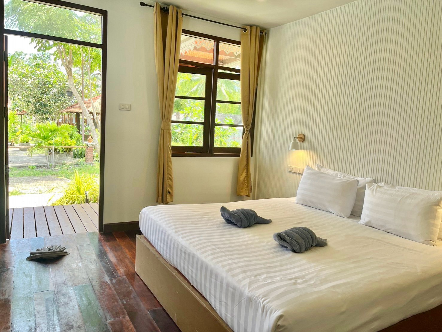 Sea Star Bungalow